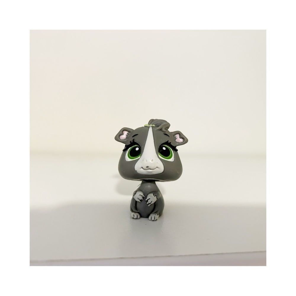 Bratz Littlest Angel Petz bobble head 1 piece